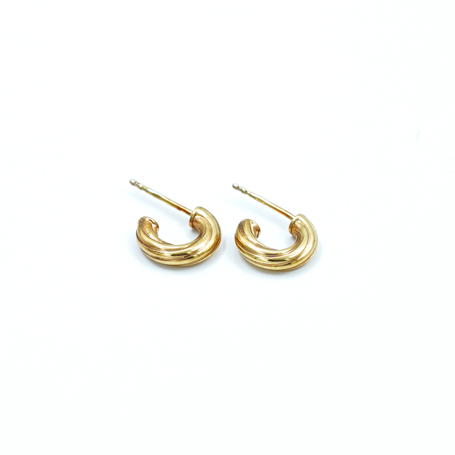 Ladies Yellow Gold Small Twisted Ridge Hoop Earring