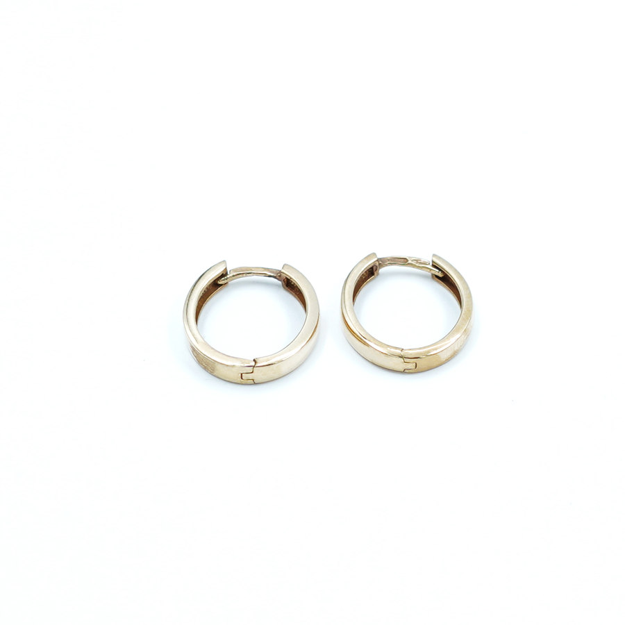 Ladies Yellow Gold Narrow Oval Huggie Earrings