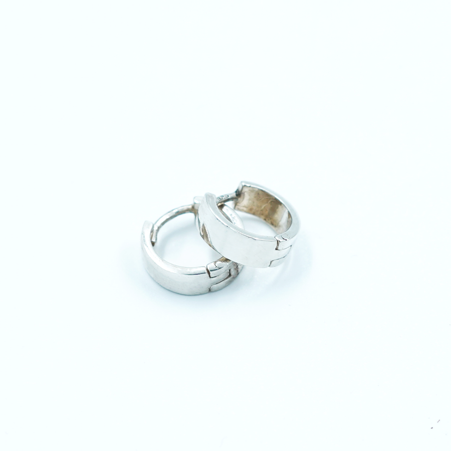 Ladies Silver Huggie Earring
